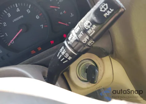 2000 Toyota Land Cruiser from USA, damaged, VIN JT3HT05JXY0104698